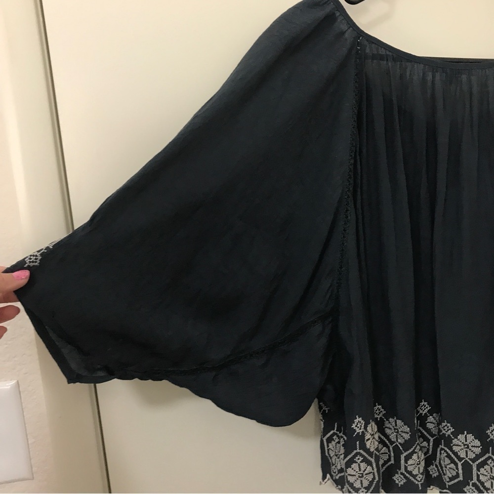 3/$15 Cecico blue boho wide dolman style sleeves top - Picture 7 of 11